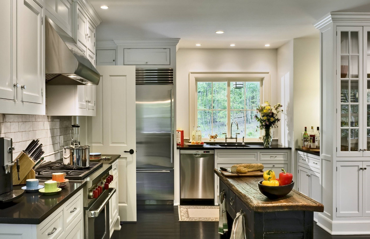 Cool and Crisp Kitchen